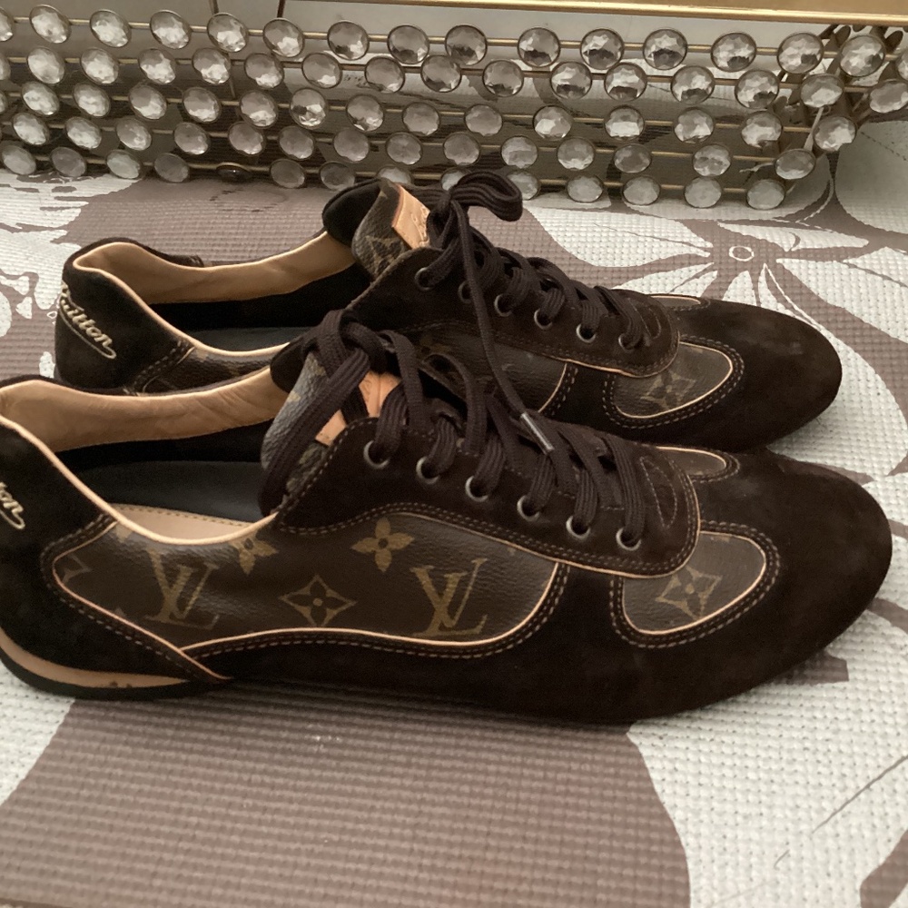 Louis Vuitton Men’s Energie Sneaker Brown Leather LV size 9